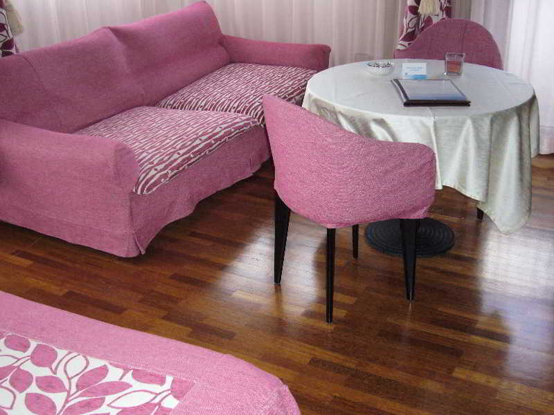 Hotel Bristol Pesaro Exterior photo