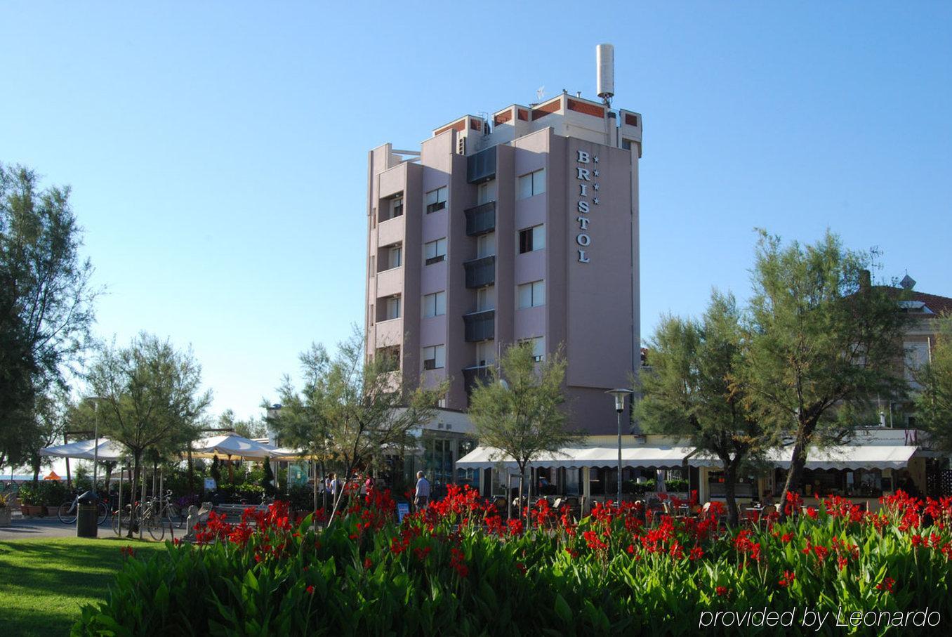 Hotel Bristol Pesaro Exterior photo
